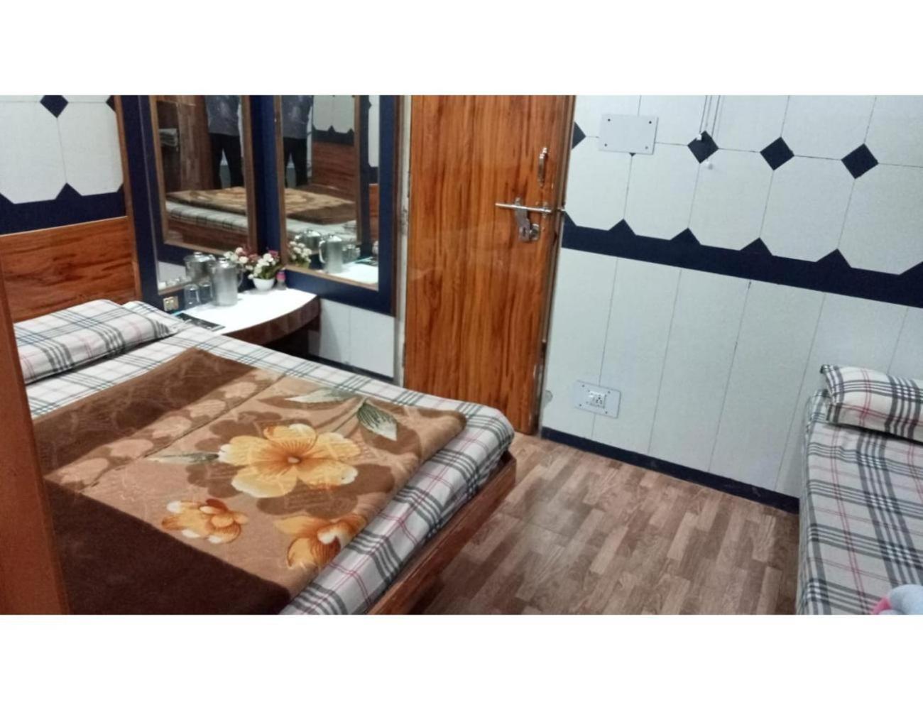 Hotel Doegar, Шимла Экстерьер фото