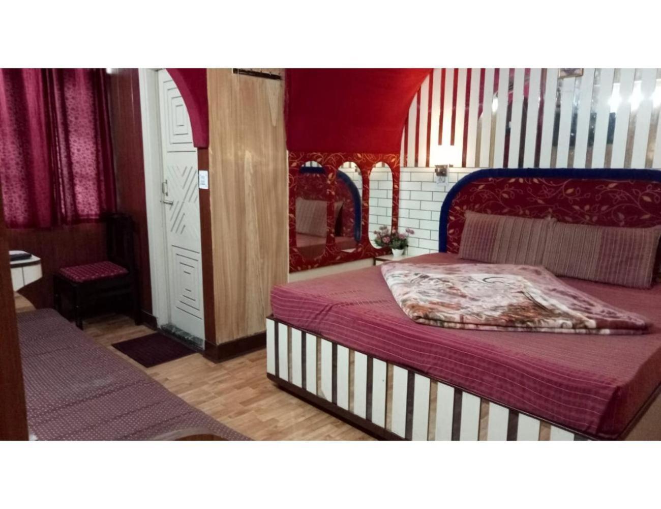 Hotel Doegar, Шимла Экстерьер фото