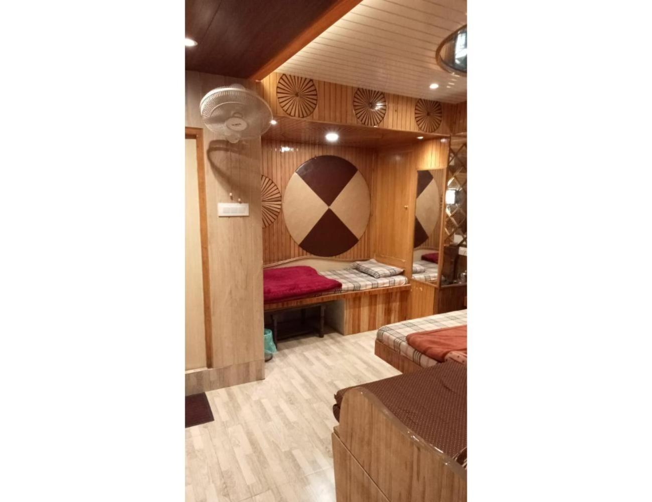 Hotel Doegar, Шимла Экстерьер фото